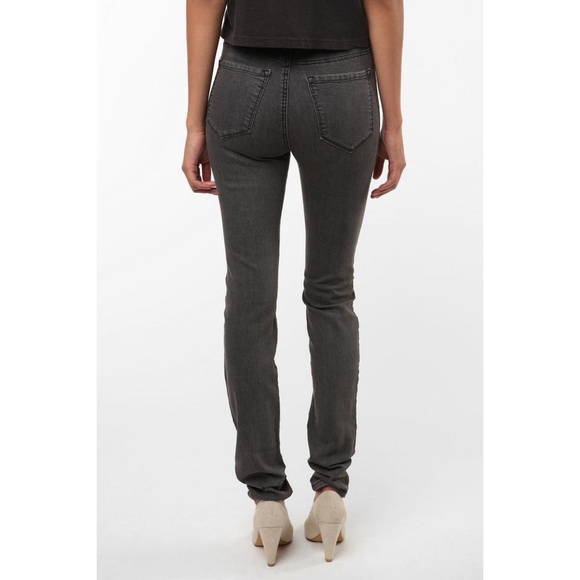 BDG Cigarette Ankle Jeans - Picture 3 of 6